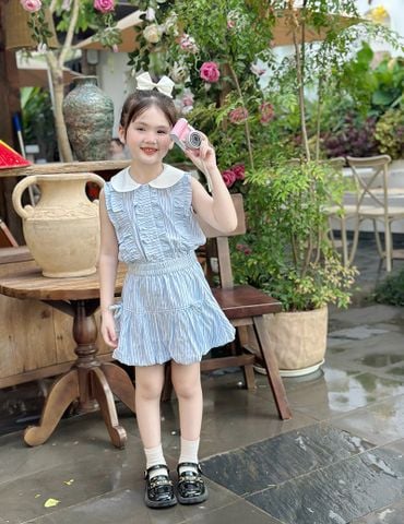 Chân váy kiểu bé gái
