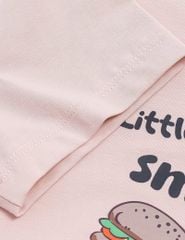 Áo thun ngắn tay cổ tròn bé gái hình in trước ngực