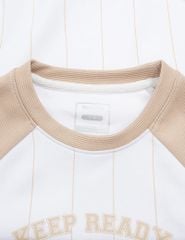 Áo nỉ cổ tròn trẻ em phối hình in giữa ngực