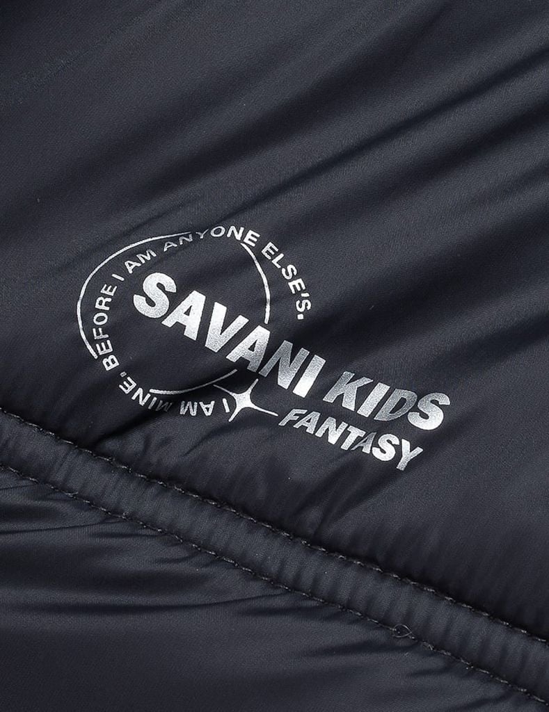 Áo chần bông trẻ em dáng ngắn logo trước ngực