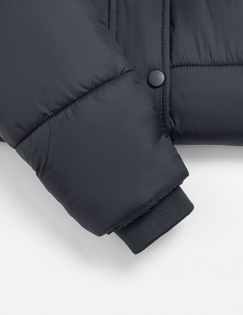 Áo chần bông trẻ em dáng ngắn logo trước ngực