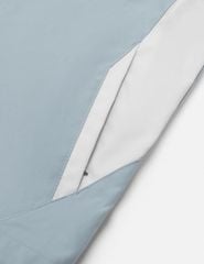 Áo gió có mũ trẻ em ngực in logo phối 2 bên sườn