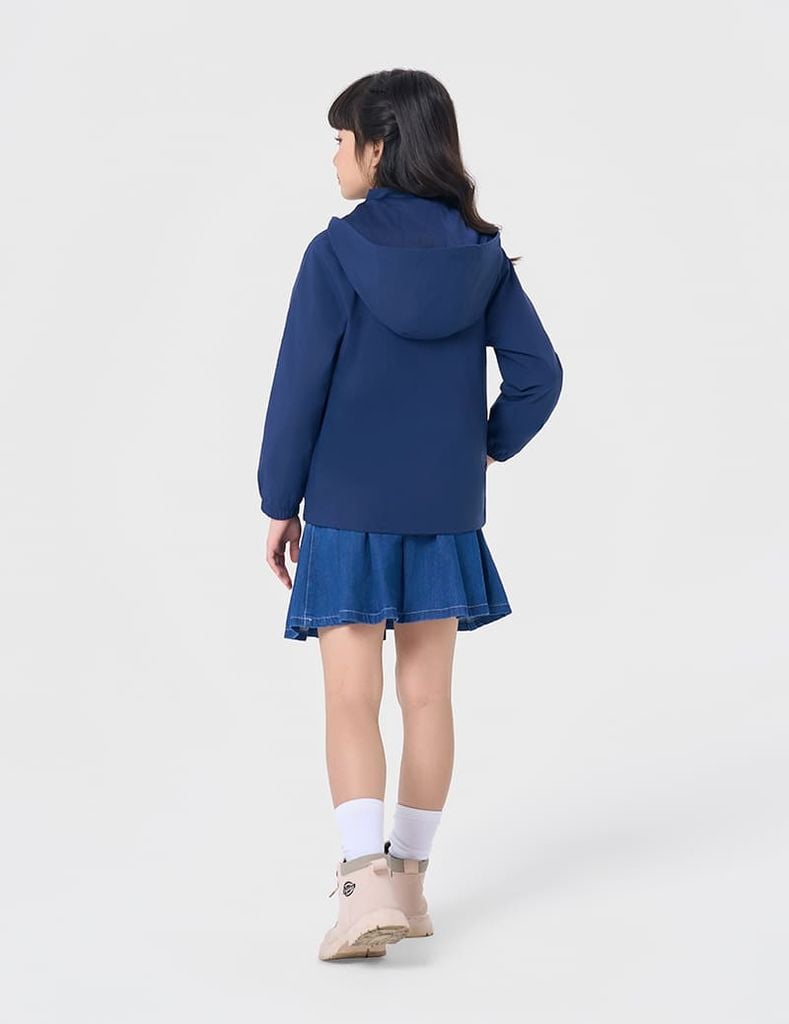 Áo khoác gió có mũ trẻ em hình in trước ngực