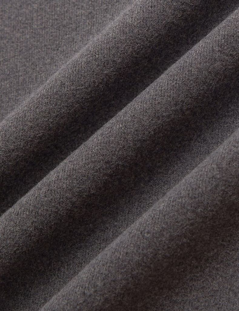 Áo nỉ cổ tròn bé trai hình in trước ngực