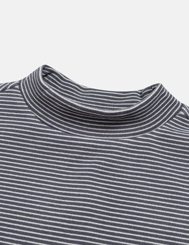 Áo giữ nhiệt cổ cao trẻ em mác trước ngực