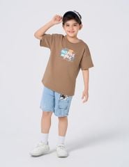 Áo thun ngắn tay trẻ em casual cổ bo rib hình in cao su nổi bật