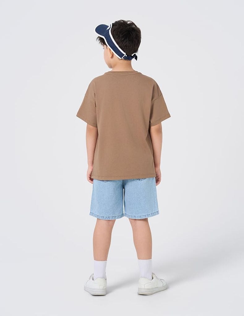 Áo thun ngắn tay trẻ em casual cổ bo rib hình in cao su nổi bật