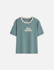 Áo thun ngắn tay cổ tròn trẻ em hình in trước ngực