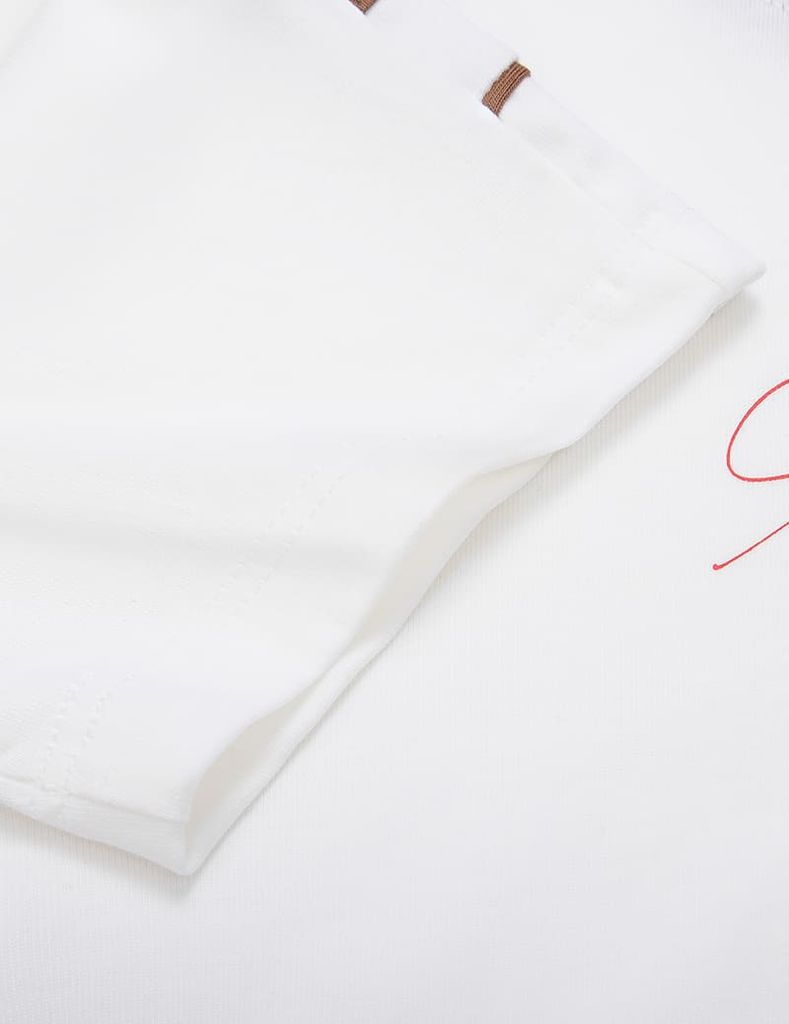 Áo thun ngắn tay cổ tròn trẻ em hình in trước ngực