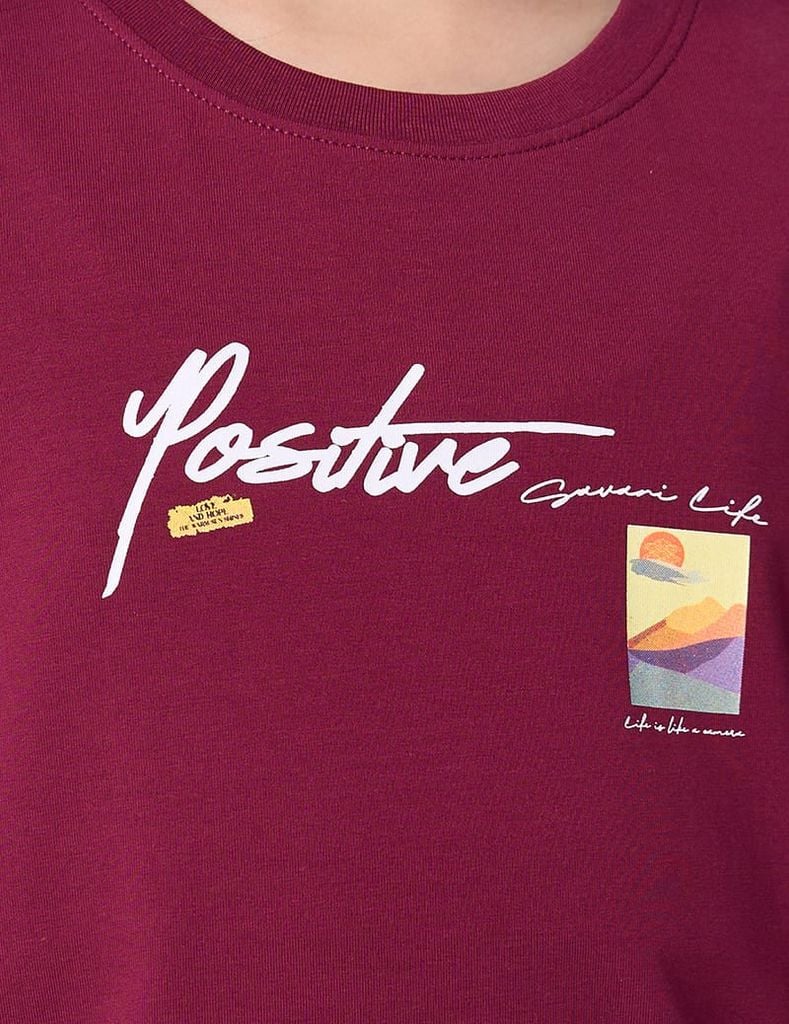 Áo thun dài tay trẻ em cổ tròn hình in trước ngực