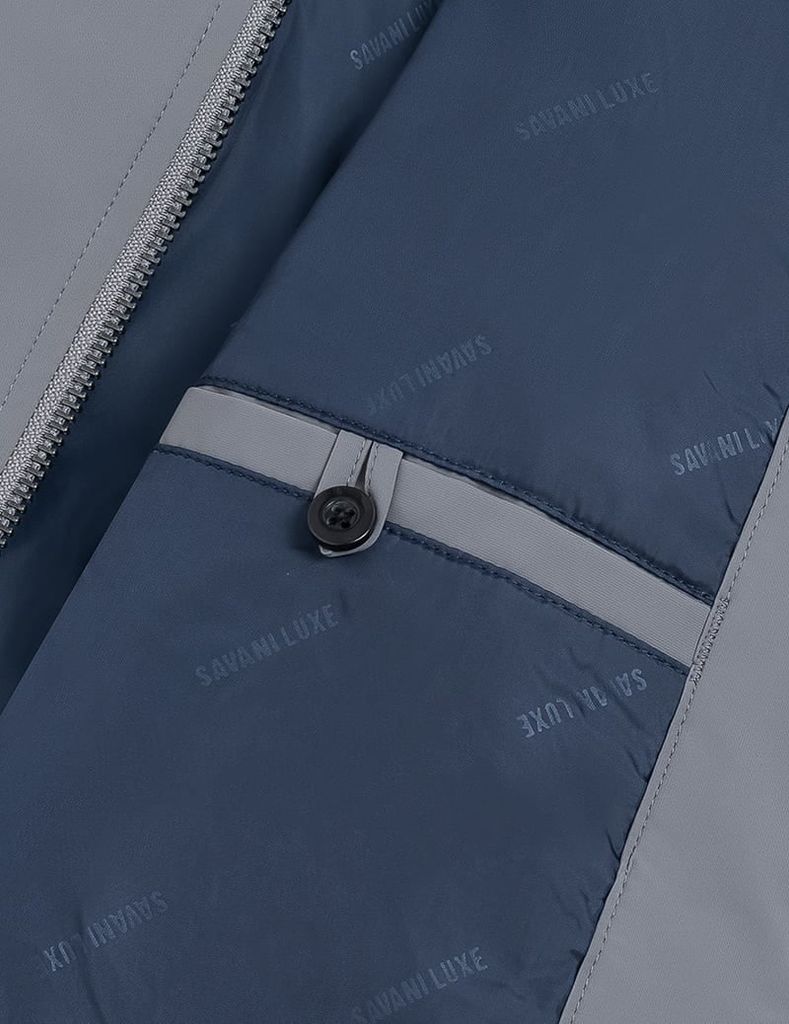 Áo khoác lót bông cổ đứng logo bắp tay