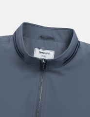 Áo khoác lót bông cổ đứng logo bắp tay