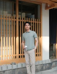 Quần khaki nam thêu trang trí hai bên sườn