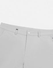 Quần short golf nam túi khóa 1 bên sườn quần