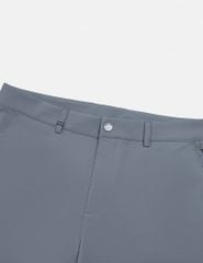 Quần short golf nam túi khóa 1 bên sườn quần