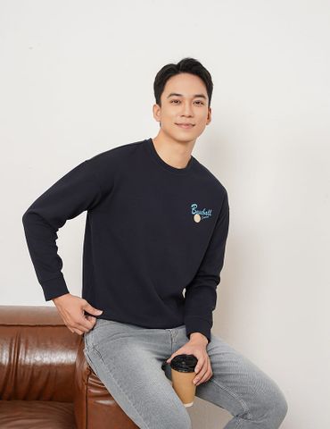 Áo nỉ cổ tròn nam hình in trước ngực dáng rộng