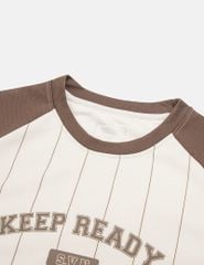 Áo nỉ cổ tròn nam phối hình in giữa ngực