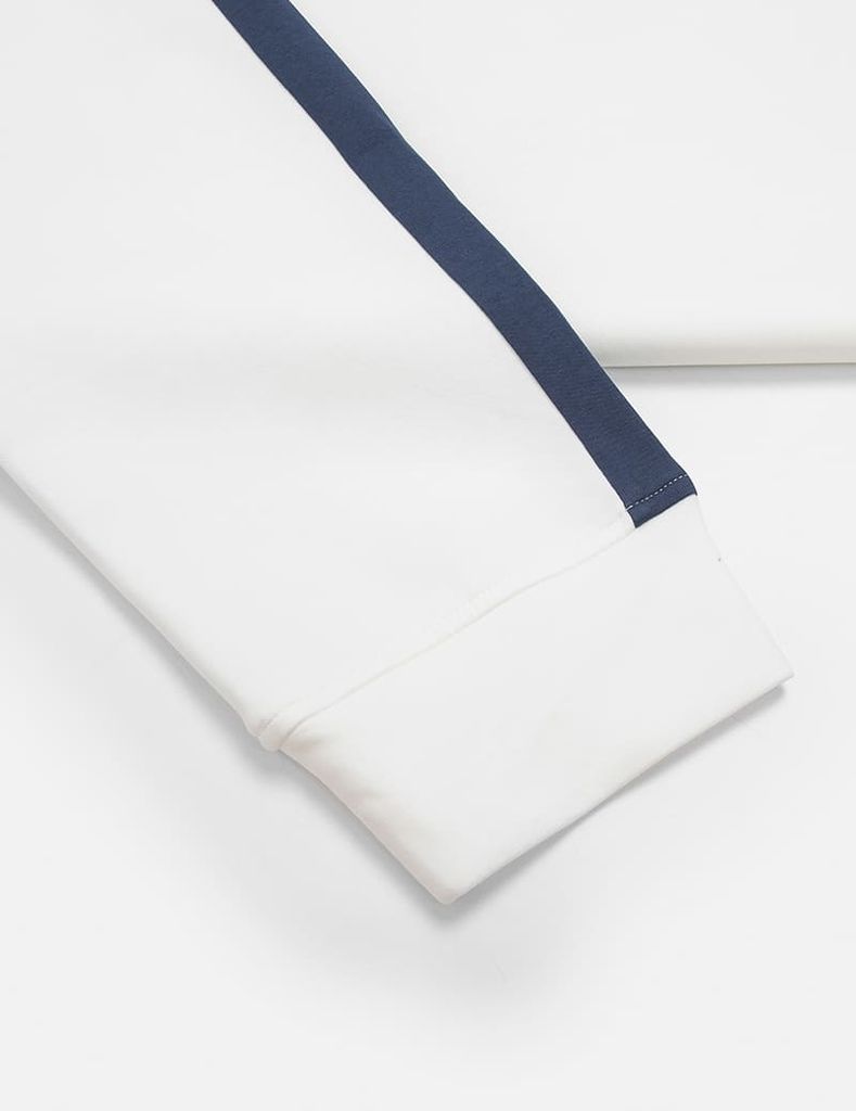 Áo nỉ cổ tròn nam phối dọc 2 bên tay in logo trước ngực