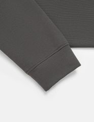 Áo nỉ cổ tròn nam in hai tay