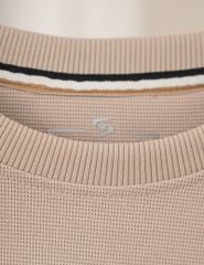 Áo nỉ cổ tròn nam hình thêu trước ngực