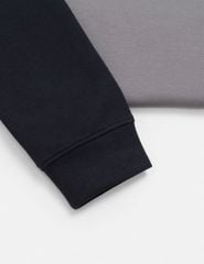Áo nỉ cổ tròn nam phối tay