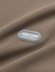 Áo nỉ nam cổ tròn mác cao su ngực