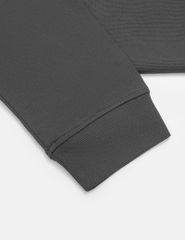 Áo nỉ nam cổ tròn mác cao su ngực