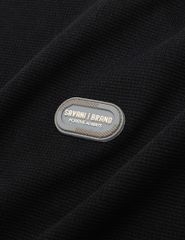 Áo nỉ nam cổ tròn mác cao su ngực