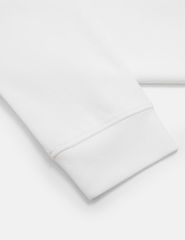 Áo nỉ nam cổ tròn mác cao su ngực