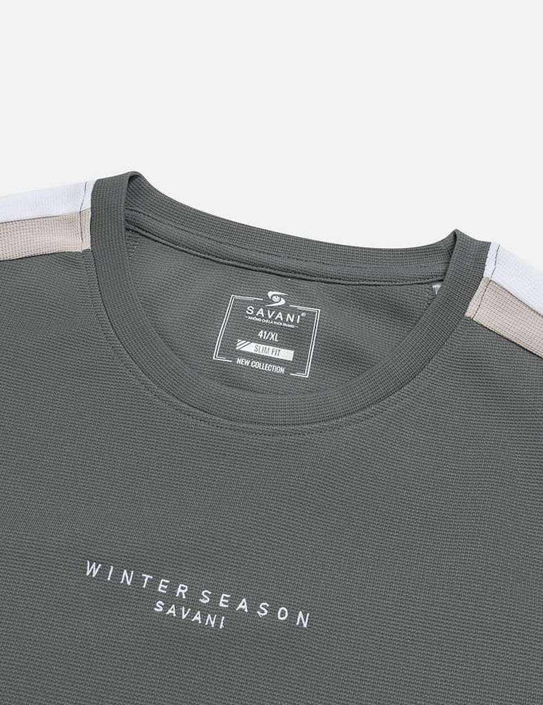 Áo nỉ cổ tròn nam vai phối màu