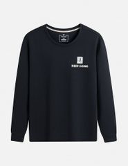 Áo nỉ nam cổ tròn đáp thêu ngực