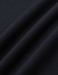 Áo nỉ nam cổ tròn đáp thêu ngực