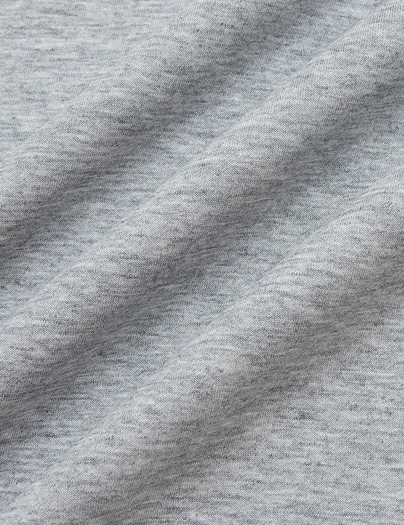 Áo nỉ cổ tròn nam phối thân trên hình in ngang ngực