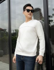 Áo nỉ cổ tròn nam phối thân trên hình in ngang ngực