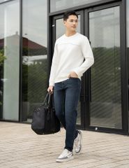 Áo nỉ cổ tròn nam phối thân trên hình in ngang ngực