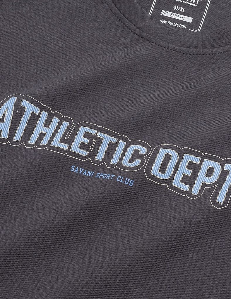 Áo nỉ cổ tròn nam in trước ngực