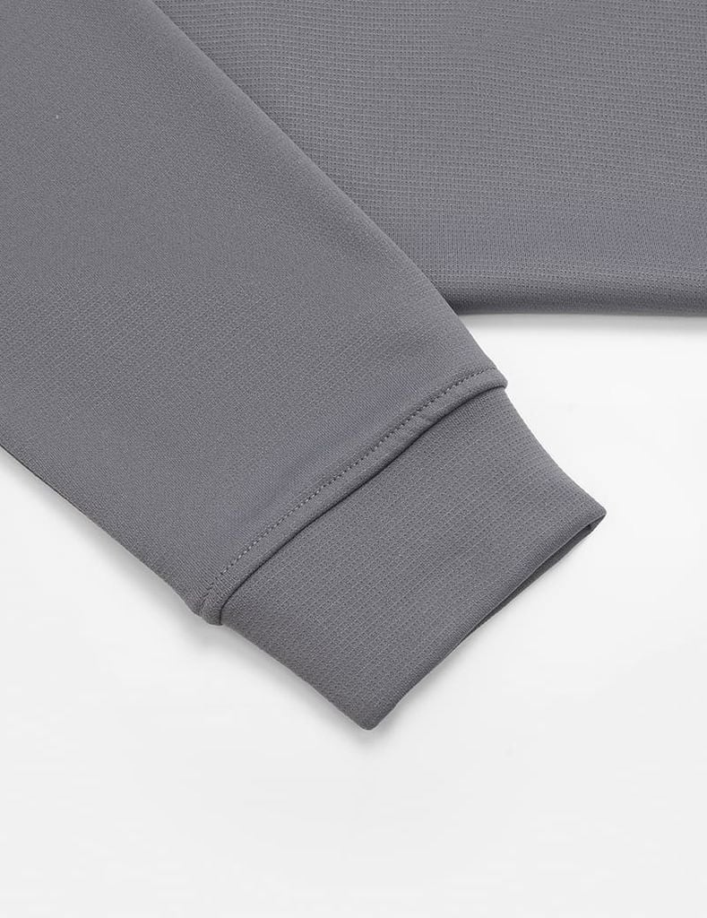 Áo nỉ cổ tròn nam phối lé 2 vai hình in trước ngực