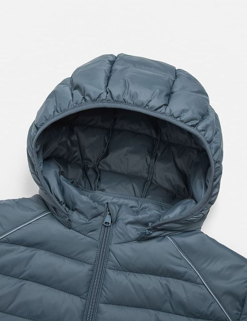 Áo phao nam siêu nhẹ có mũ logo trước ngực