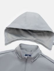 Áo gió có mũ nam hình in trước ngực