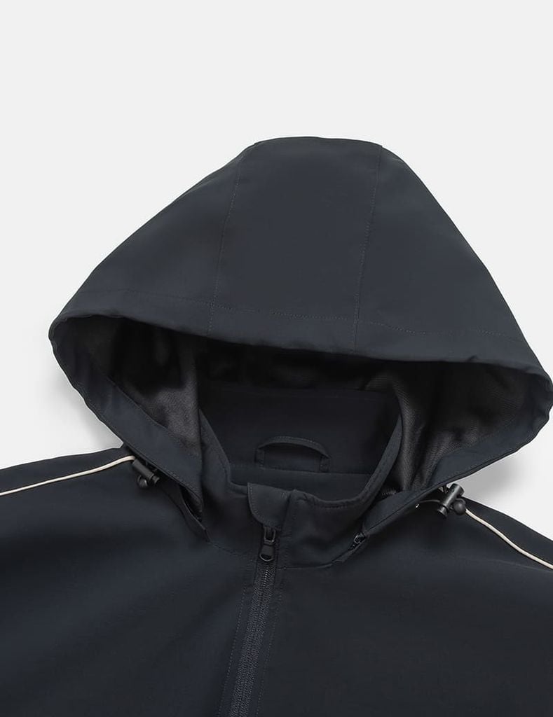 Áo gió có mũ nam hình in trước ngực