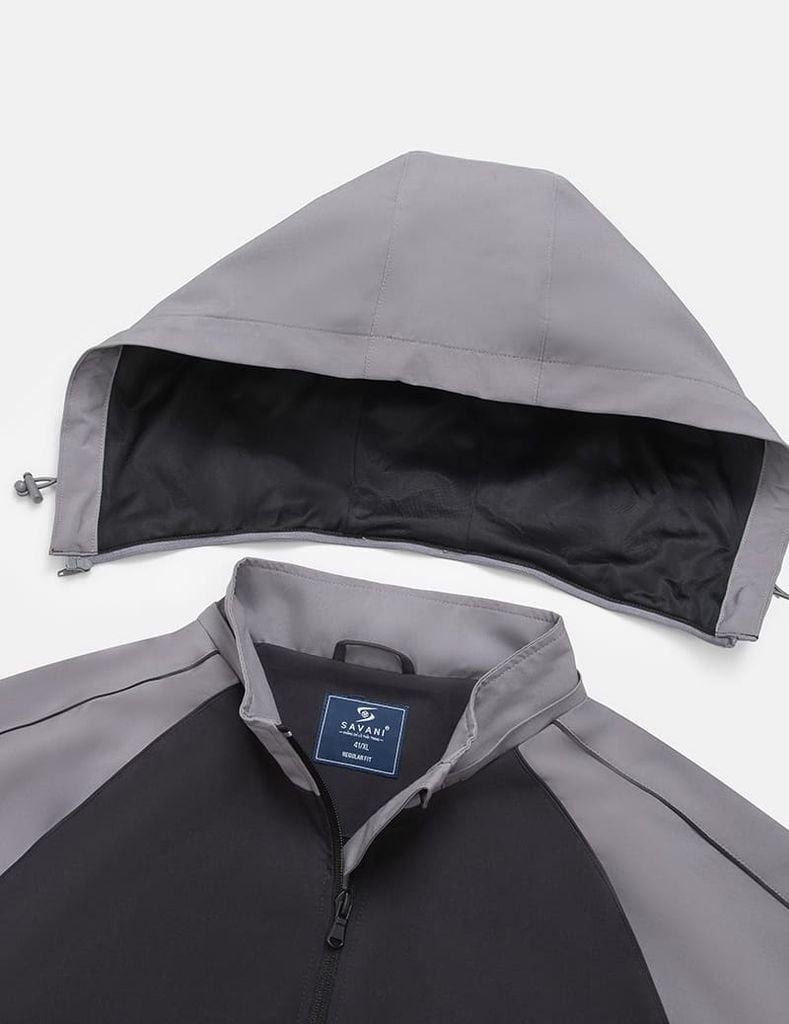 Áo gió có mũ nam phối tay thân in logo trước ngực