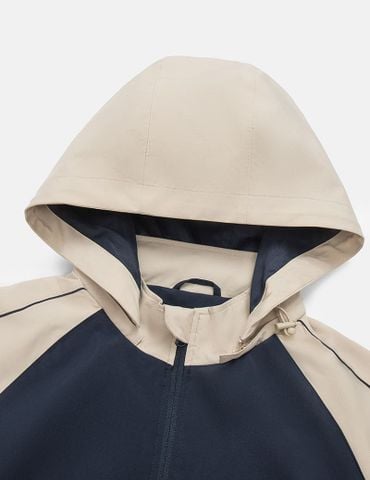 Áo gió có mũ nam phối tay thân in logo trước ngực