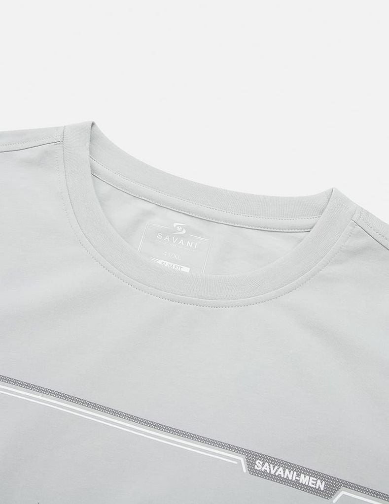 Áo thun dài tay cổ tròn nam hình in ngang ngực