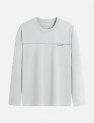 Áo thun dài tay cổ tròn nam hình in ngang ngực