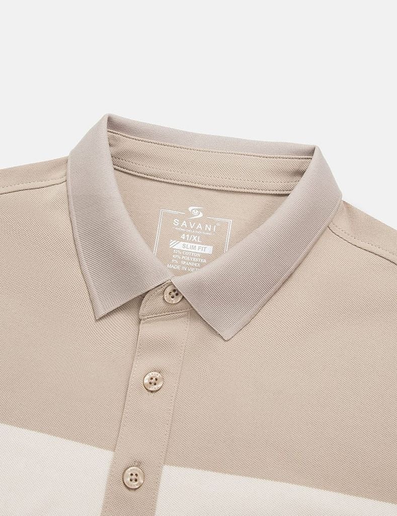 Áo thun ngắn tay có cổ nam logo cao su trước ngực