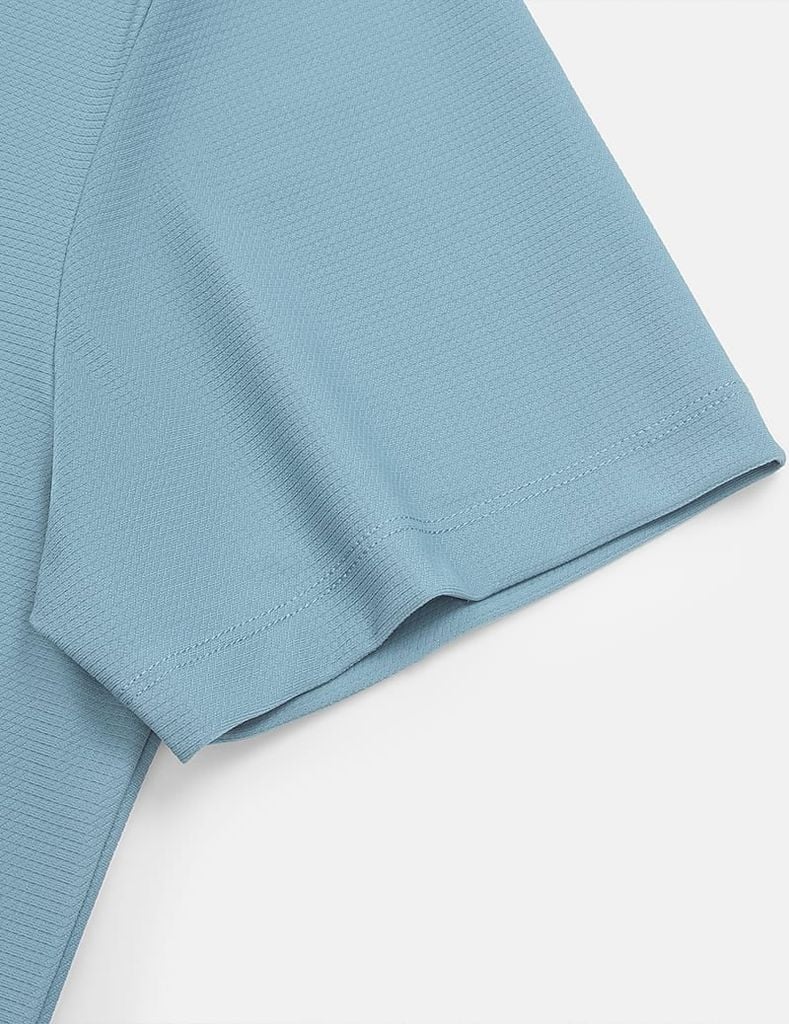 Áo polo nam ngắn tay in logo cao su ngực