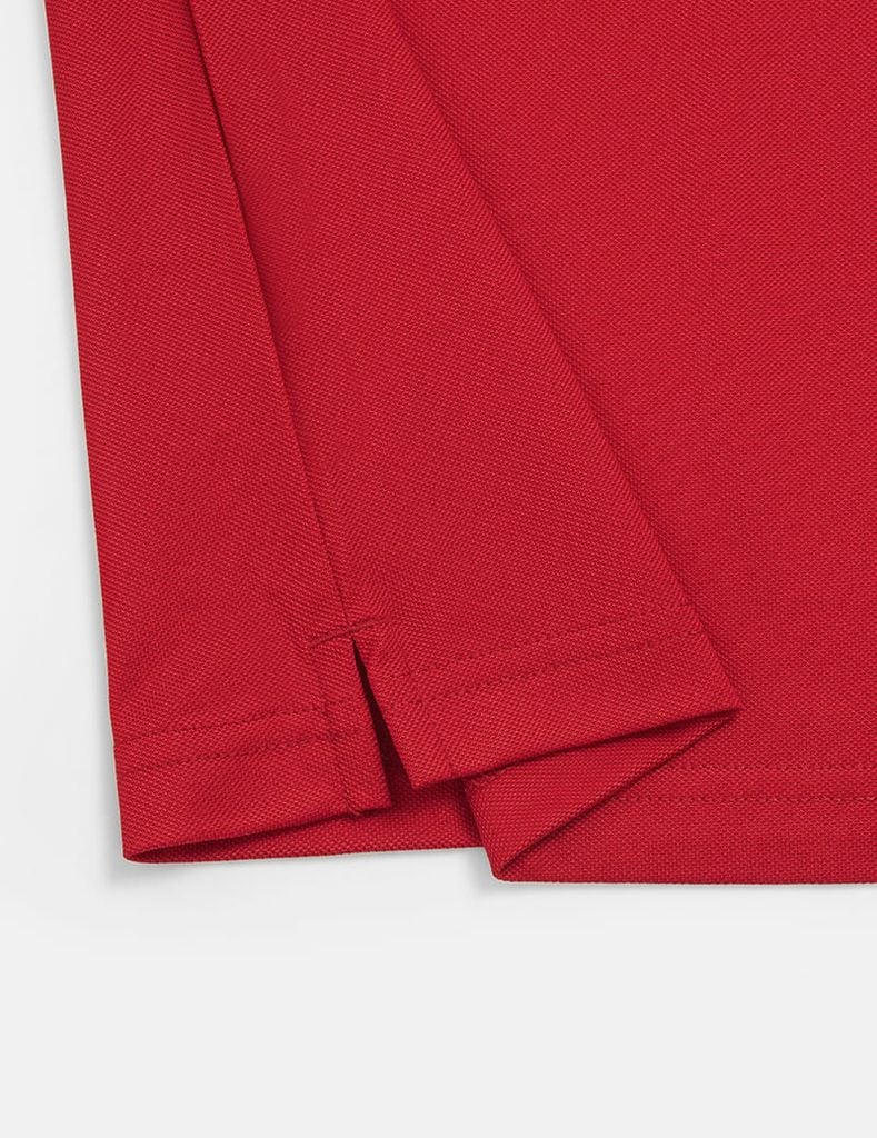 Áo polo ngắn tay nam xẻ tà thêu logo tay