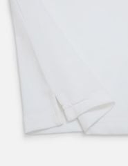 Áo phông có cổ nam in logo trước ngực