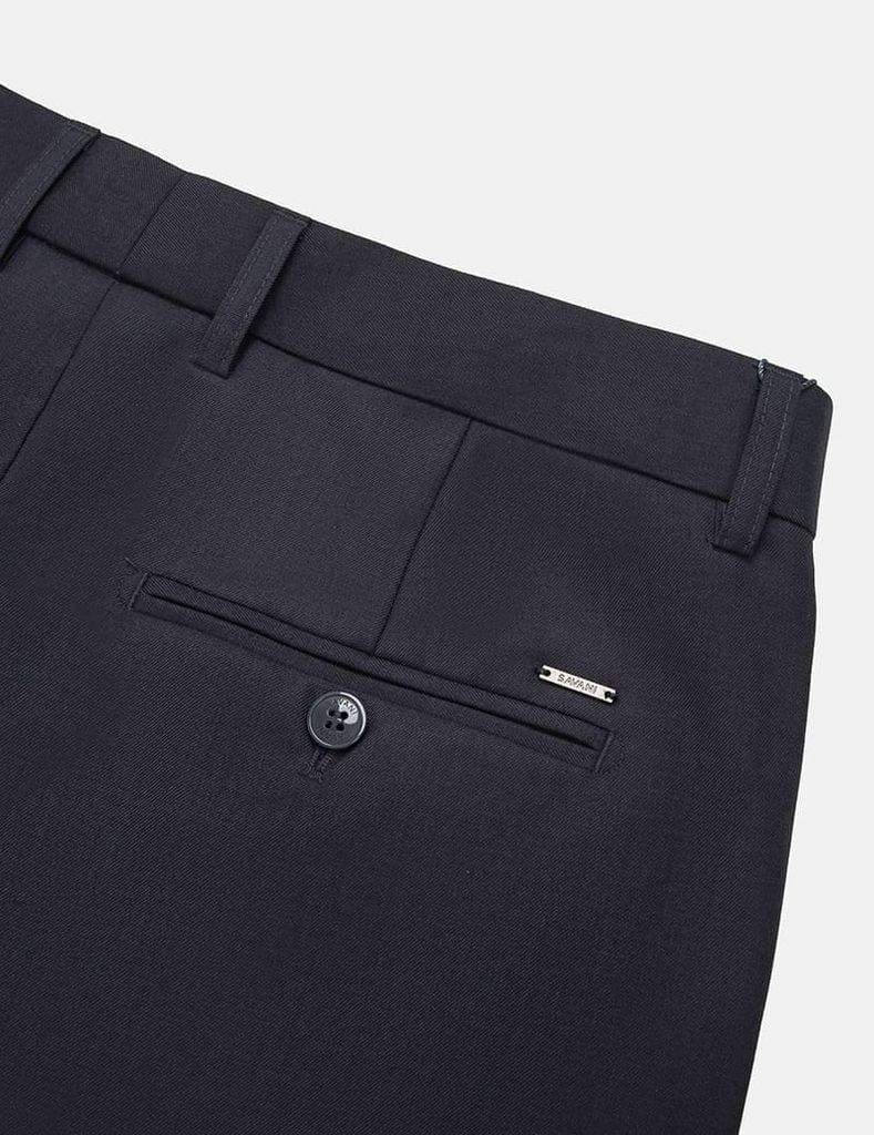 Quần short âu nam cạp quai nhê mác kim loại