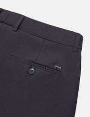 Quần short âu nam cạp quai nhê mác kim loại